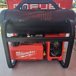 Milwaukee M18 FUEL 18-Volt Lithium-Ion Brushless Cordless 2 Gal. Electric Compact Quiet Compressor (Tool-Only)