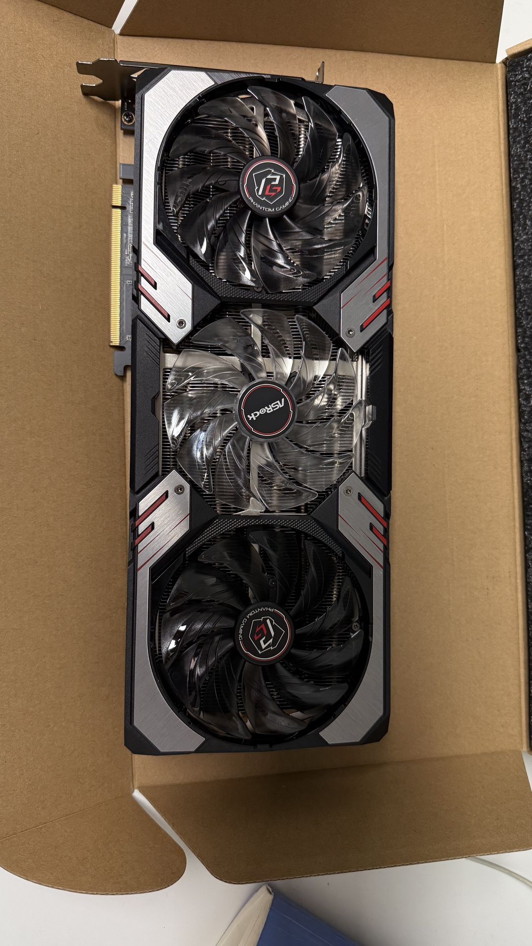 ASRock Radeon RX 6950 XT Phantom Gaming OC, 16384 MB GDDR6