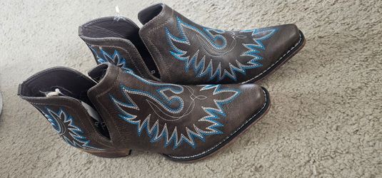 Womens Roper boots size 11