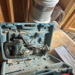 Makita Roto Hammer With Bits
