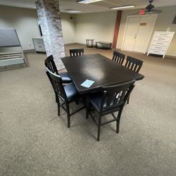 7 Pc Dinette 