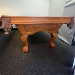 Pool Table 8ft ( Free Delivery & Set Up & New Color Felt Of Your Choice )