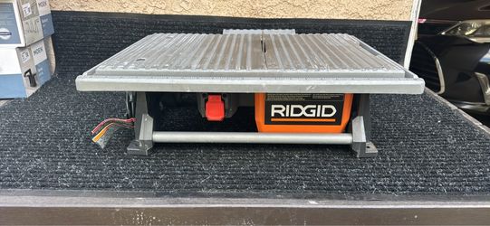 RIDGID Wet Tile Saw