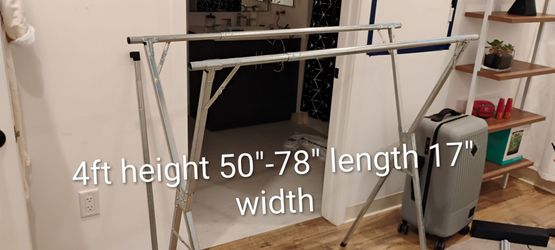 Foldable and collapsible clothing rack/laundry rack