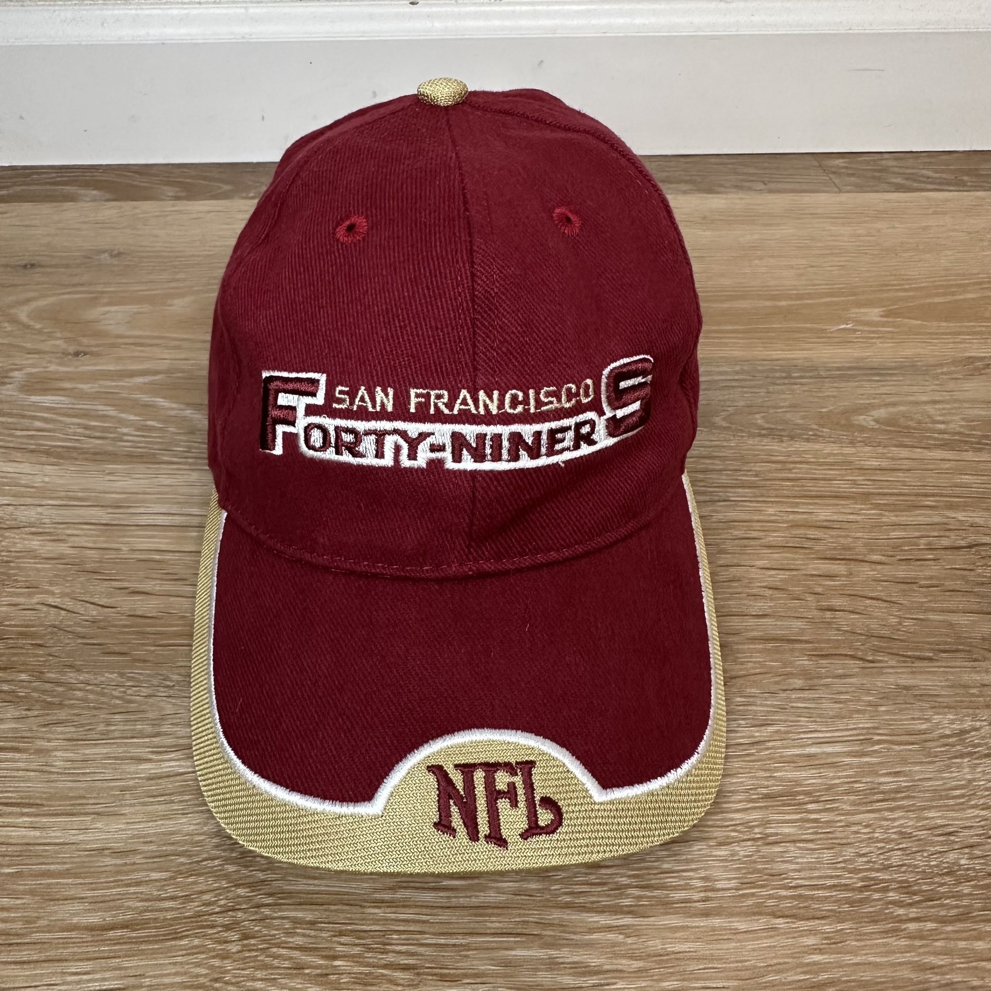 NWOT San Francisco 49ers Adjustable Baseball Cap Hat