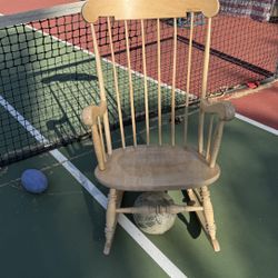 Wood Rocking Chair 