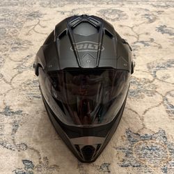 BILT EXPLORER HELMET FMVSS. NO. 218 CERTIFIED  SIZE M