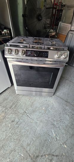 SAMSUNG GAS RANGE SLIDE IN STAINLESS STEEL WORK PERFECTLY