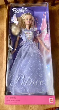 Vintage princess Barbie year 2000