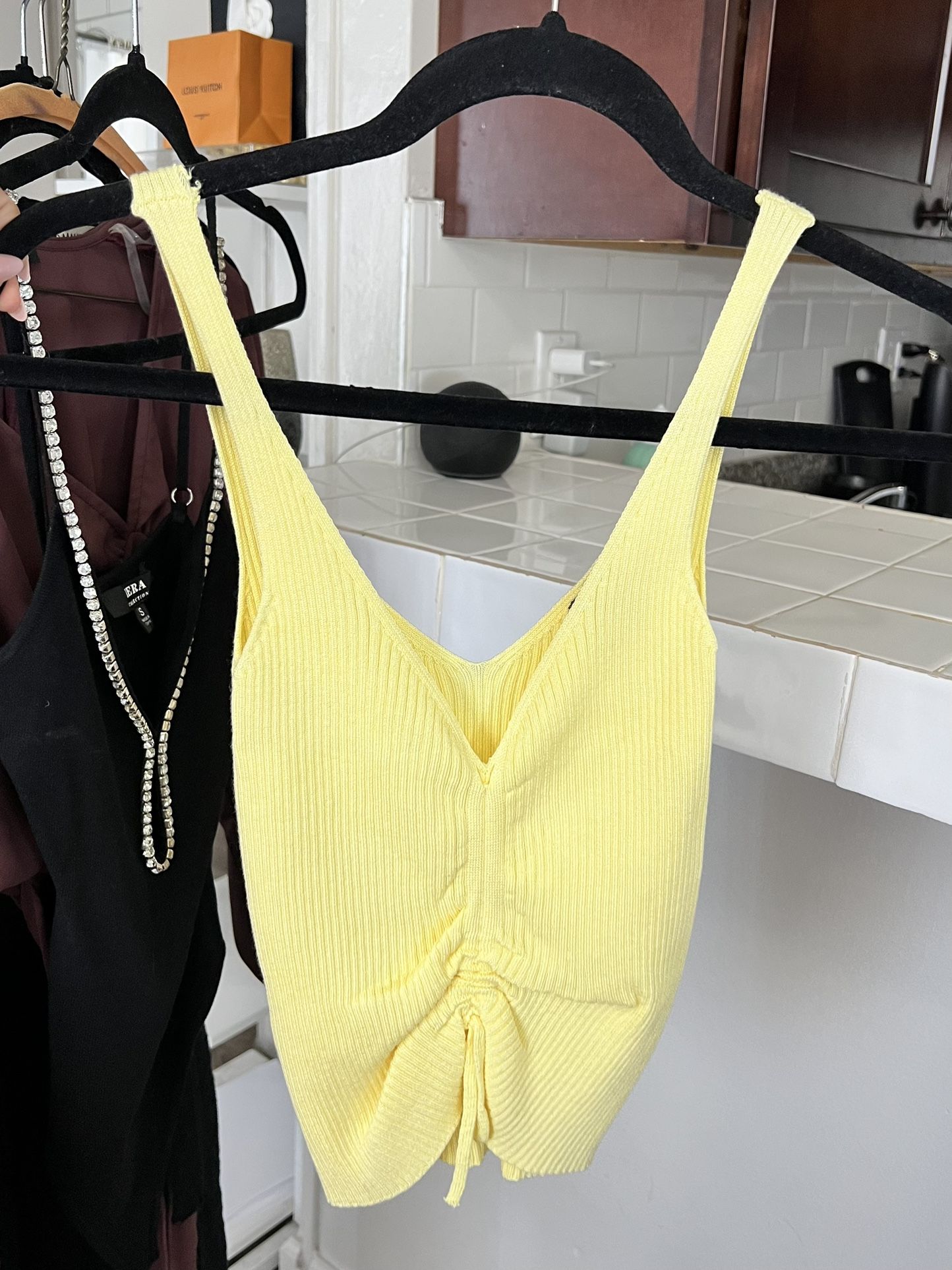 Butter Yellow Top