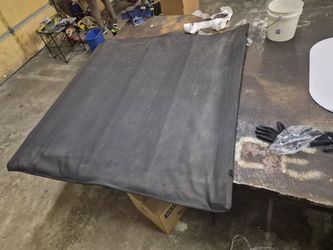 Tonneau  cover off 2022 Jeep Gladiator