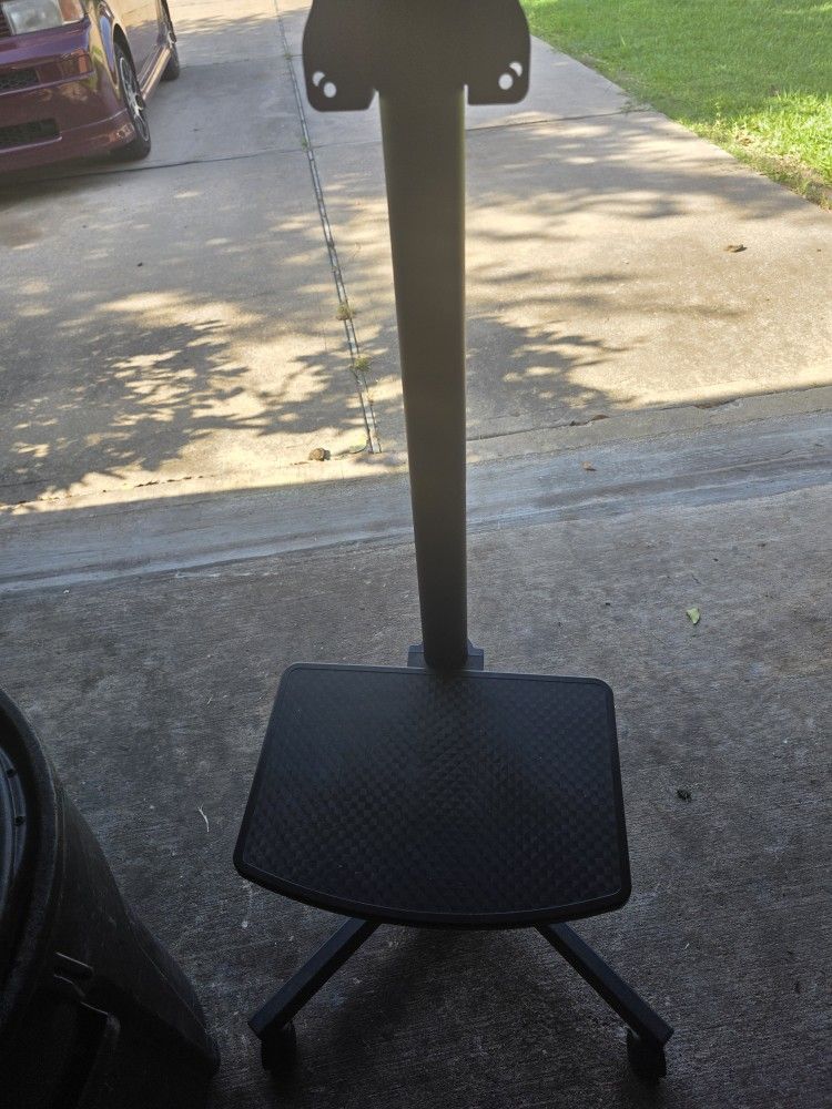 Laptop Stand And Monitor