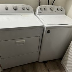 Whirlpool Washer & Dryer Set