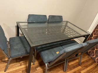 Table And Chairs 