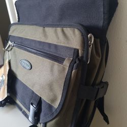 McGuire-Nicholas Jobsite Saddle Bag.