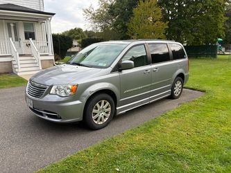 2014 Chrysler Town & Country