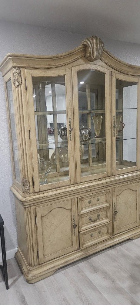 Solid Wood China Cabinet