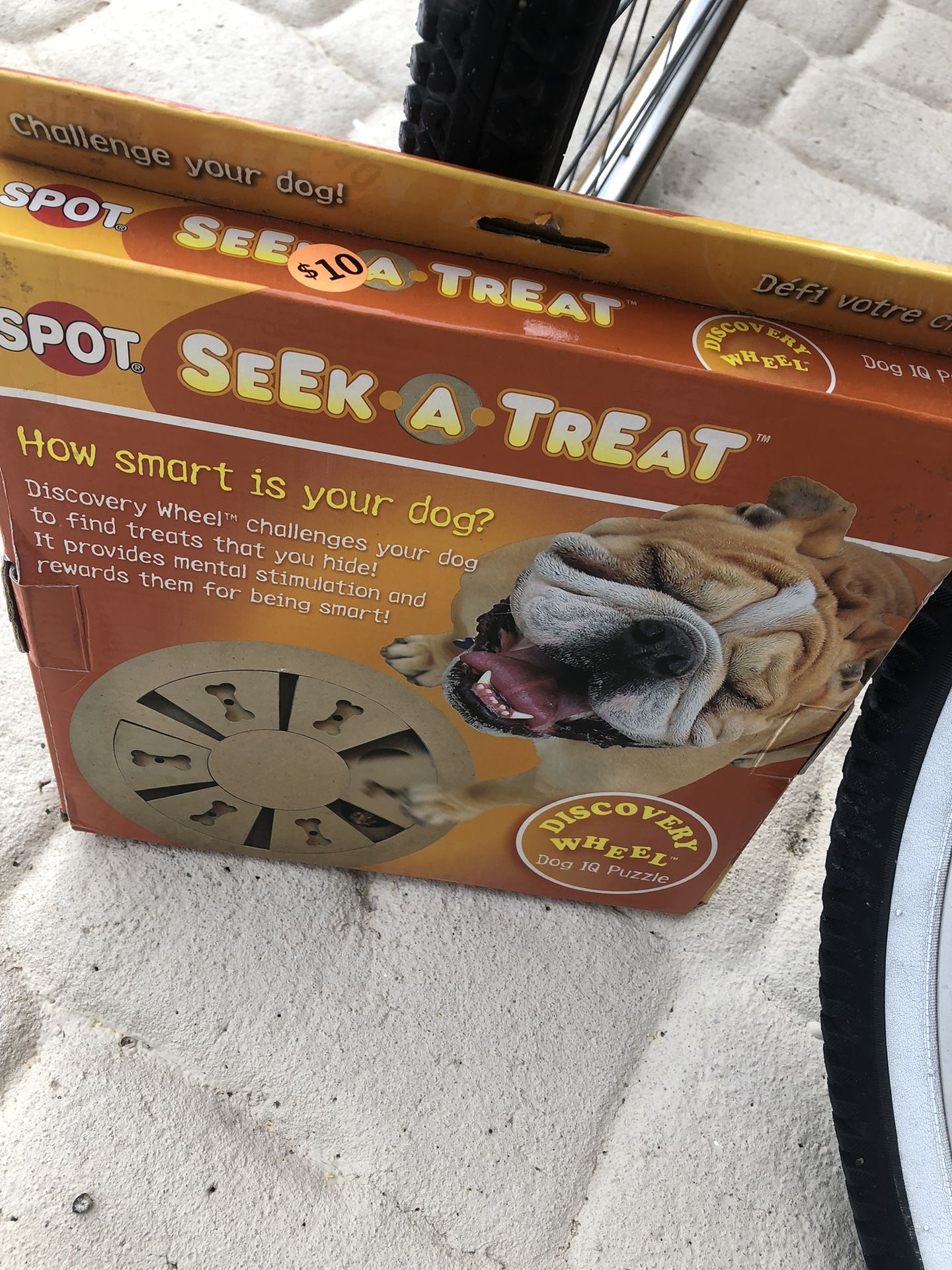 dog treat puzzle feeder enrichment toy