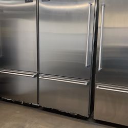 Viking 36”Wide Built In Stainless Steel Bottom Freezer Refrigerator 