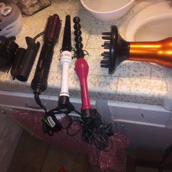 SCREAMIN DEAL ON HAIR STYLING TOOLS 