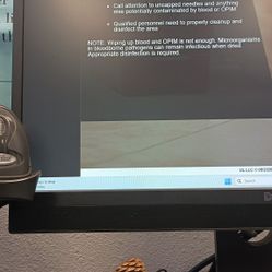 Mackie Thump Speaker whit 1300 Watts, Power 12" Very Strong And Loud Mucho Bass, Working Great, No Issues Sounds Amazing Like New