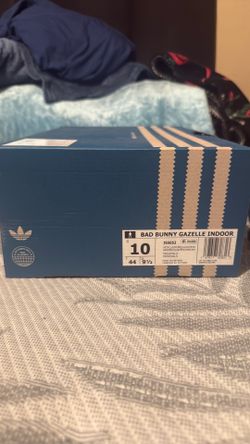 Bad Bunny Gazelle Indoor