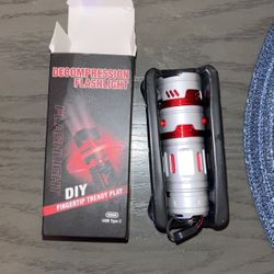 Decompression Flashlight 