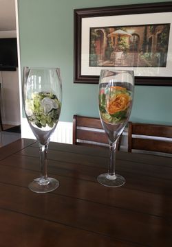 Large Champagne Glass  Glass centerpieces, Centerpieces, Party centerpieces