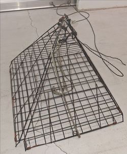 Wire Crab Traps with bait box