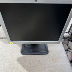 Computer Monitor Used , Good Condition 
