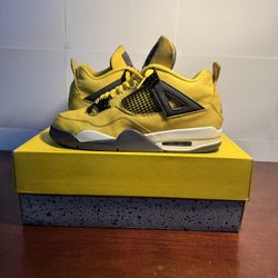 Jordan 4 Lightning
