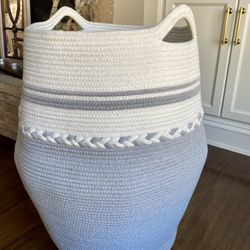 RETAIL $32 - Goodpick gray jute/cotton woven thread rope basket/storage (laundry, toys) 24”x16” - great condition