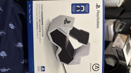 2 charger station , brand new