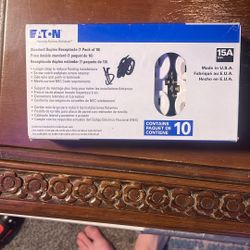 Eaton Standard Duplex Receptacle