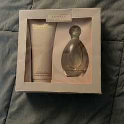 Sarah Jessica Parker, Lovely Gift, Set Body Lotion, And Perfume