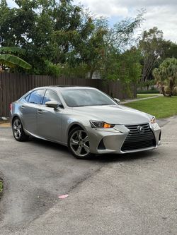 2018 Lexus IS 300
