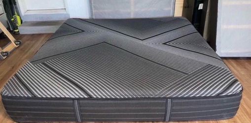 Beautyrest black king mattress