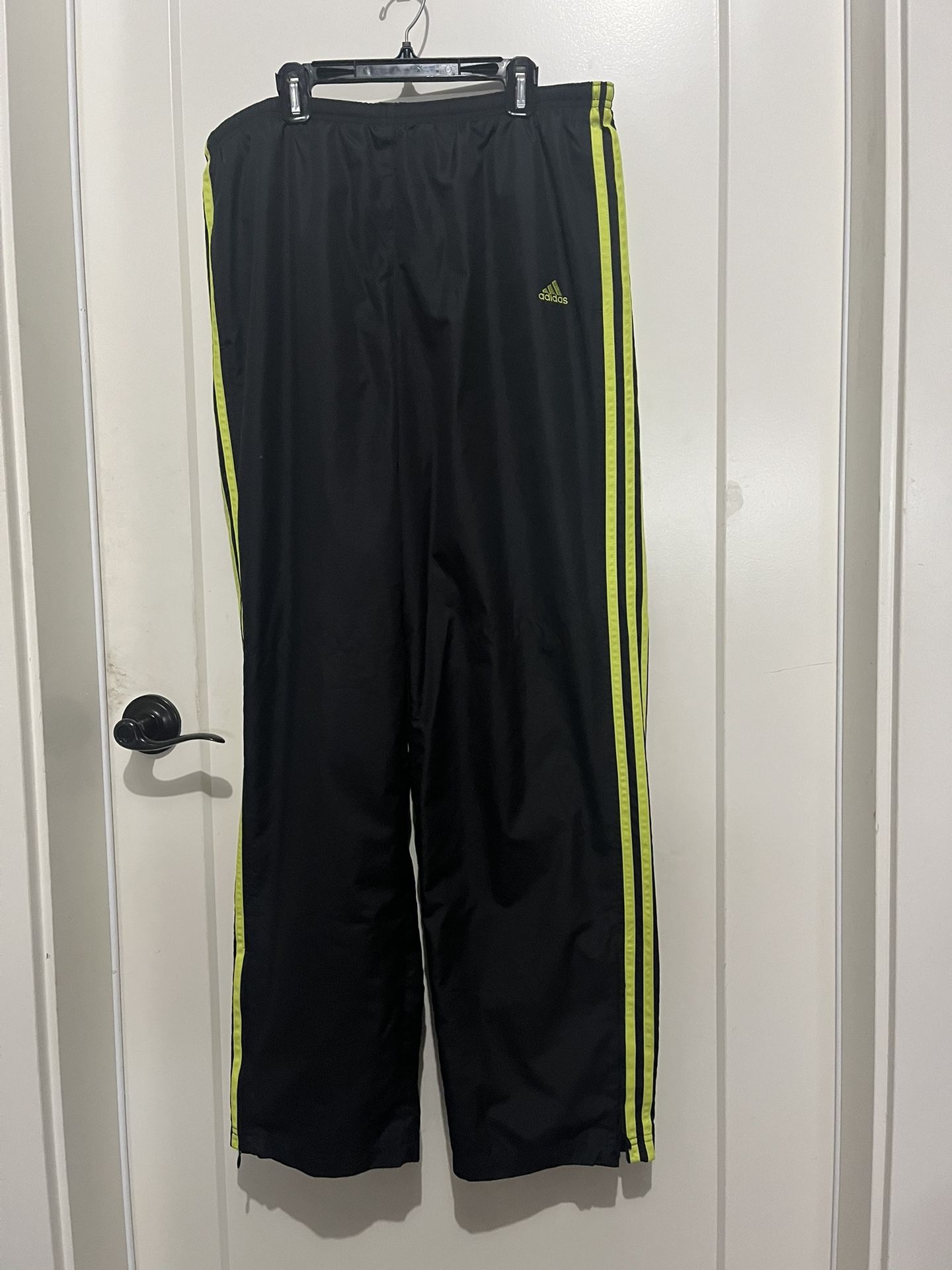 Women’s Adidas Sweatpants 