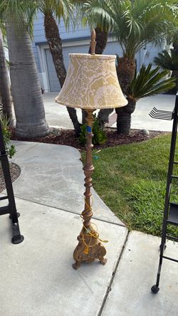 Floor lamp