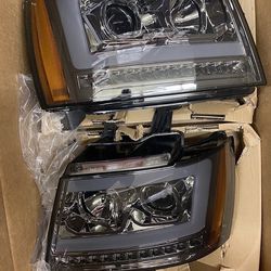 2007 To 2013 Chevrolet Tahoe Suburban Avalanche DRL LED Projector Headlights Luces Micas Ahumadas Smoked 