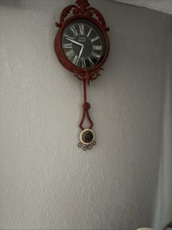Decorative regulator clock