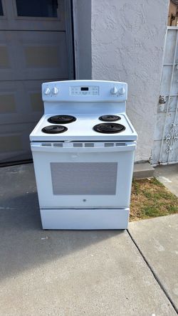 Free electric oven everything works