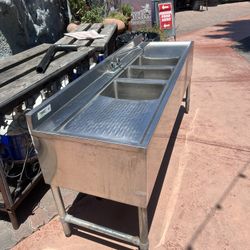 Bar Sink Great Condition