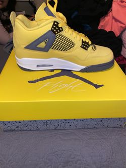 Jordan 4’s