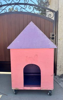 Dog house