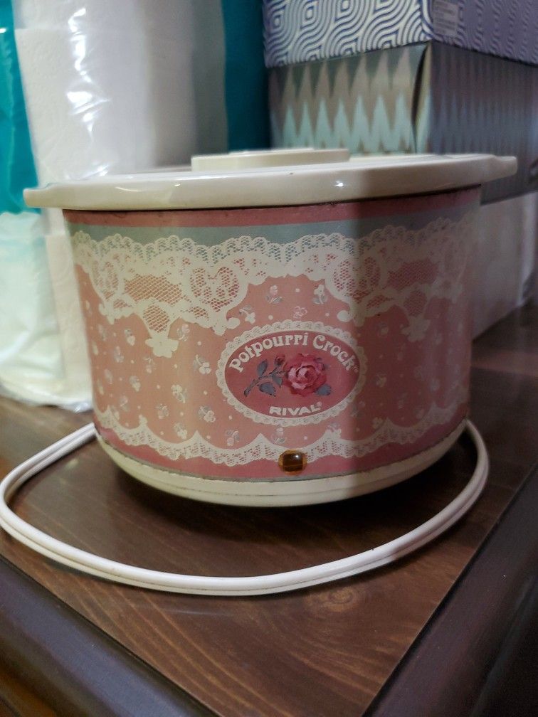 Vintage Rival Potpourri Crock Pot