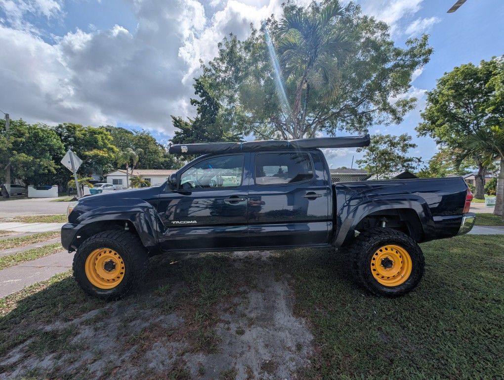 Toyota Tacoma