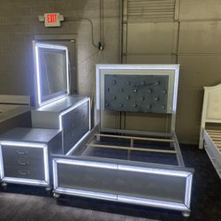 LED Light Queen Bedroom Set 