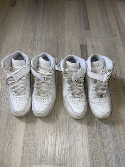 2 pairs high top Air Force 1s white