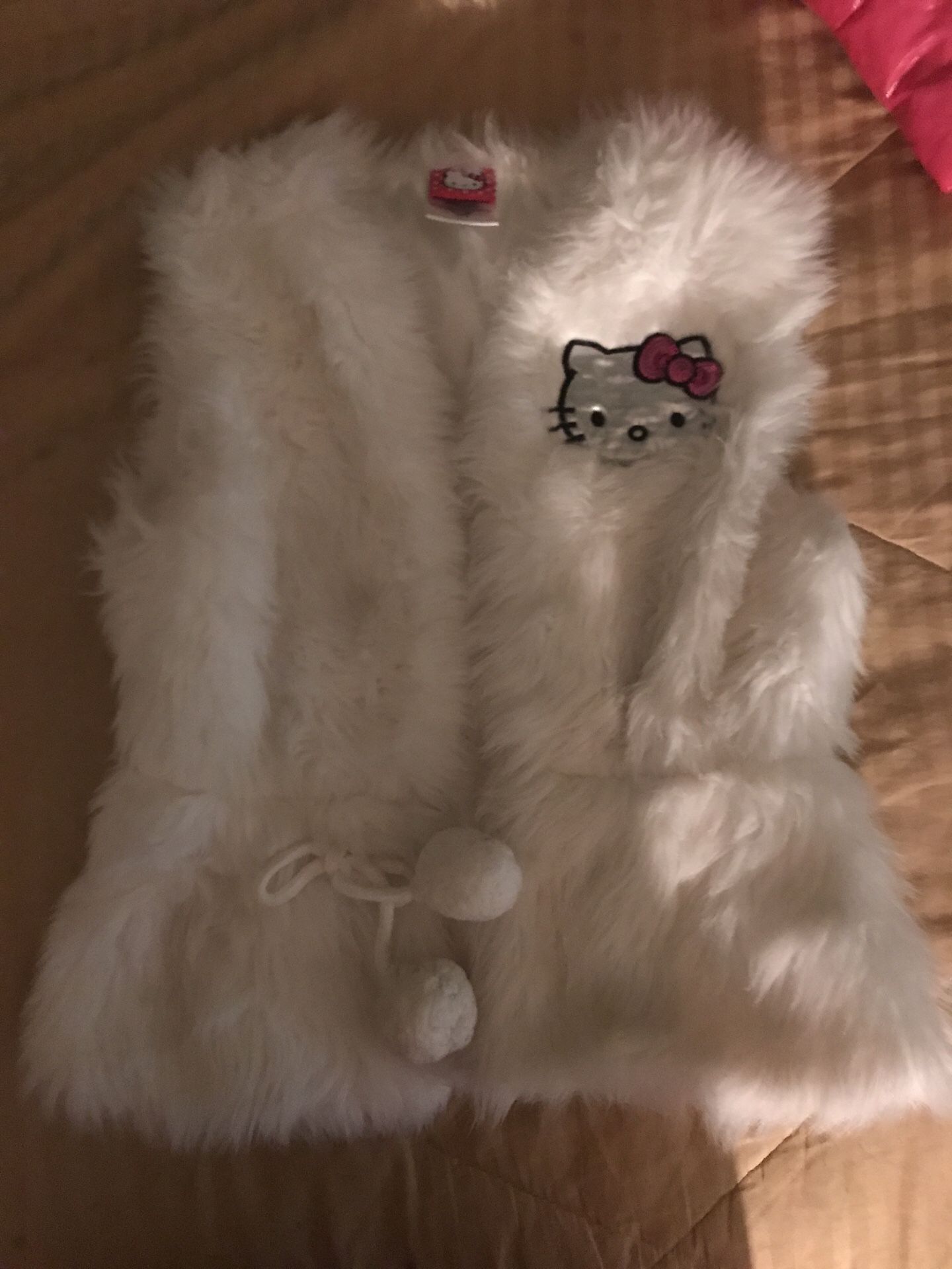 Hello kitty size L kids 10$